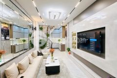 Siêu hiếm lạc long quân 30m, tây hồ, ngõ thông, 50m mặt phố, full nội thất, giá 6.1 tỷ