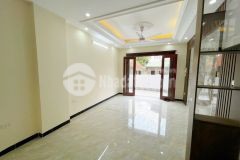 Bán gấp nhà hoa bằng, cầu giấy 5t mới đẹp 33m2 mt 4.6m 6.7 tỷ gần ô tô lh 0913978689