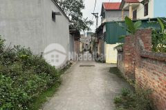 Cần bán gấp 86m nghĩa lộ chỉ đạo, đường thông, ô tô vào, giá tốt 0835459289