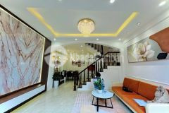 Bán nhà trương định thịnh liệt, dt55m,giá hơn 5 tỷ,ngõ thông, oto qua nhà