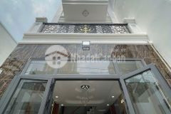 818 bán nhà mặt tiền kinh doanh nhà mới 100 khu vực đông dân cư