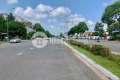 Bá.n nền đẹp có 2 hẻm kỹ thuật, bên hong và phía sau 2 mét vị trí đường a10 kdc hưng phú