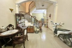 Trung tâm quận hai bà trưng, 47m2 x 4 tầng, mặt ngõ ô tô tránh, kinh doanh, giá đầu tư.