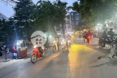 Nhà ngọc lâm mặt tiền đẹp kinh doanh sầm uất chỉ hơn 4 tỷ