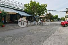 Siêu nóng nhà mặt tiền kdc thuận giao 5.5m x 30m giá ngộp chỉ 4,2 tỷ