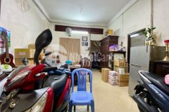 Bán nhà nguyễn chí thanh ngang 8.5m sổ vuông cạnh trường học giá tốt