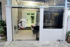 Nhà nguyên căn rộng rãi giá rẻ chỉ 4,5 triệu tháng. c.g cho thuê nhà trệt rộng rãi hẻm 115 cmt8