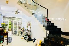 Bán nhanh nhà tân phong quận 7 mặt tiền shr 4 tầng ởkd.