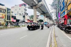 Bán gấp nhà mặt phố cầu giấy q. cầu giấy kinh doanh sầm uất vỉa hè rộng 7.6 tỷ 0913978689