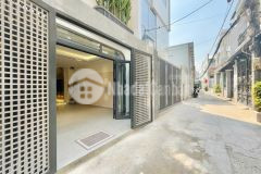 Nhà hxh gần mặt tiền thiết kế đẹp 42m2 4 lầu phạm văn chiêu, gò vấp, tp.hcm.
