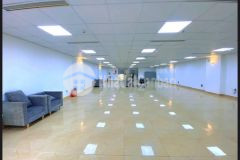 Bán tòa 255m2 phố hoàng quốc việt 8 tầng 2 thang máy mặt tiền 10.5m hiếm cầu giấy