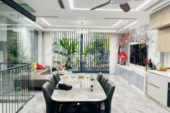 Bán tòa mt nơ trang long 200m2 chỉ 45 tỷ hầm 7t lô góc đầu tư 0983458219