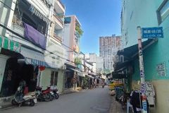 Hẻm xe hơi 7m nhỉnh 5 tỷ ngay lũy bán bích