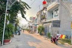 Bán lô đất đẹp hxh đường 102 tăng nhơn phú a, dt 82m²5.2tỷ.