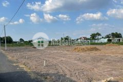 Bán lô đất đẹp ngay dt750, 500 triệu