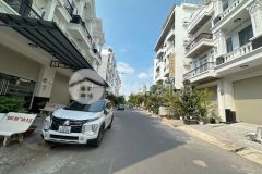 Cg. nhà đẹp 3 lầu full nội thất xịn 283m2 b8 kdc hưng phú