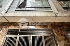 Nhà riêng trung tâm nguyễn trãi thanh xuân cách phố 30m dt 40m 5 tầng 8 phòng