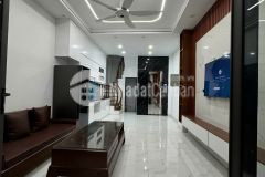 Cần bán nhà 4,5 tầng có thang máy ở phố lê lợi, hà đông