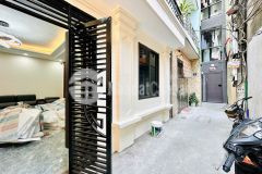 Nhà siêu hiếm phố hoàng mai, 5 tầng, ở và kinh doanh, ôtô 2m, giá hơn 7 tỷ tl