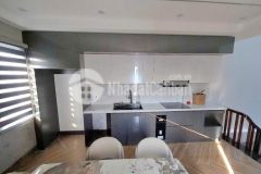 Nhà 6t thang máy phố trạm 40m2, lô góc, ôtô cách 20m, 10 tỷ long biên