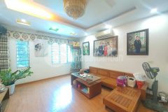 Bán nhà đường cầu giấy. ô tô. kinh doanh. dt 50m2. mt 4,5m. 5 tầng. giá 15,4 tỷ.