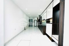 Vị trí trung tâm bậc nhất ngõ oto lùi cửa thang máy nội thất nhập khẩu