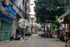 Bán nhà phố mạc thái tổ cầu giấy 55m² 5 tầng ô tô tránh vỉa hè rộng giá 22.6 tỷ