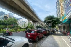 Mặt phố, vỉa hè rộng, kinh doanh sầm uất phố hào nam, đống đa. 0911554873.