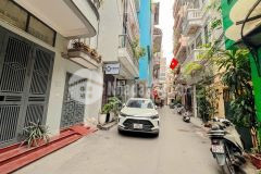 Bán nhà phân lô hoàng văn thái, 50m, 4 tầng, kinh doanh, ô tô tránh