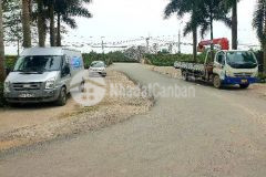 Bán nhà lô góc ô tô 7 chỗ chạy vòng quanh