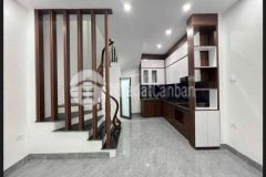 Tài chính 6 tỷ ngọc thuỵ, xây mới 5 tầng, ô tô cạnh nhà, 50m ra mặt phố bạt ngàn tiện ích