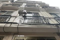 Chủ chuyển nhà lên phố nên nhờ em bán căn nhà 5 tầng tại kim hoàng, 30m2, đầy đủ nội thất