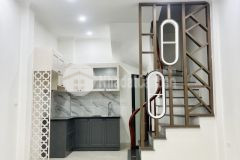 Nhà ngõ 143 nguyễn chính, mới ô tô đỗ cổng, 30mx5t, 6.94 tỷ. nhà ngõ 143 nguyễn chính, mới ô tô đ