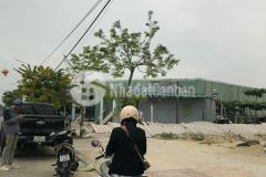 Cần bán lô đất bên hông chợ, giá chỉ 2,3 tỷ