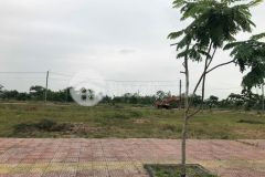 Cần bán lô đất mặt tiền đối diện chợ, 25trm2