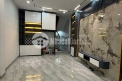 Bán nhà gần phố giải phóng hoàng mai, 5 tầng nhà đẹp tặng nội thất, hơn 6 tỷ.