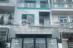 Có sân thượng, có gara, có nội thất mua nhà dọn vào ở ngay, không cần nghĩ