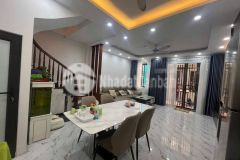 Chính chủ bán nhà tổ 12 yên lộ vị trí đẹp, giá tốt