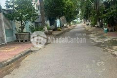 Cần bán căn nhà 124m2 ở gần cầu vượt củ chi giá 660 triệu.