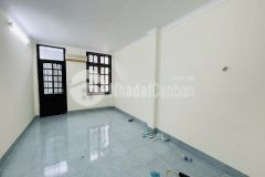 Nhà ao sen 2 mặt ngõ trước sau, ô tô đỗ cửa kinh doanh thuận lợi giá chào quanh 200trm2