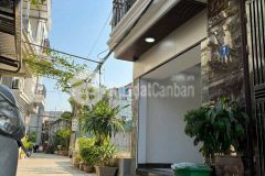 Nhà đẹp ngõ thông, sát khu hinode, diện tích 36.3m2, lô góc siêu thoáng, ô tô đỗ cửa.