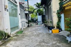 Bán nhà hxh lê đình thám tân phú ngang 4.2m nhà mới sổ vuông khu phân lô 6 tỷ hơn