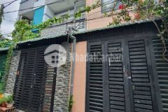 Cần tiền bán gấp nhà gần aeon 3,3x10m 3 lầu giá 2,4 tỷ