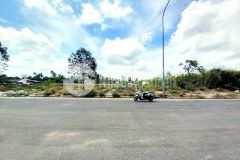 Cặp nền 160m2 đường a3 kdc tân phú, lộ rộng 28m phù hợp xây biệt thự mini giá 3 tỏi 700 triệu