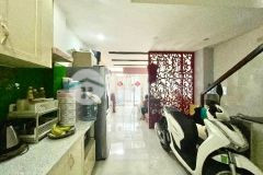 Phú nhuận, huỳnh văn bánh, hxh cạnh nhà, 4 tầng, 42m2, 3pn, ởcho thuê, 7. 8 tỷ