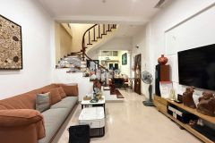 Bán nhà phố võng thị 45m2 4 tầng 2 thoáng dân xây cực đẹp 10.8 tỷ gần hồ tây