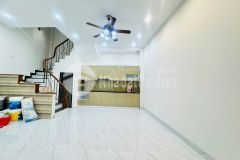 Bán nhà mới 5 tầng lô góc mặt tiền rộng, gần mặt ngõ thông, phố quan nhân thanh xuân