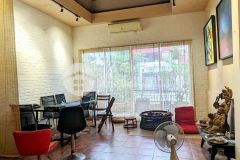 Siêu phẩm tam khương ô tô đỗ cửa 82m nhà 4 tầng giá 23 tỷ