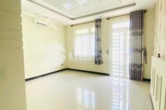 Cho thuê nhà trệt 2 lầu kdc hưng phú 1 có nội thất giá 10 triệu