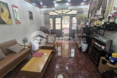 Bán nhà hai bà trưng, mặt phố đường ô tô dừng đỗ cửa, vỉa hè rộng, kinh doanh đa dạng.